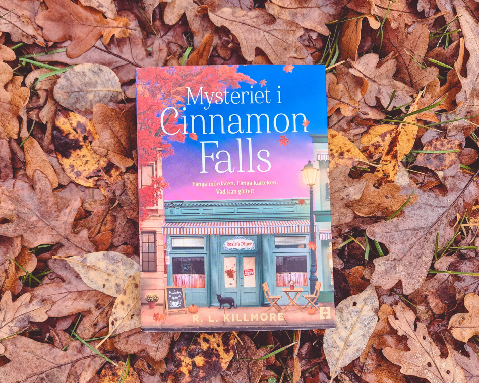 A Cinnamon Falls Mystery